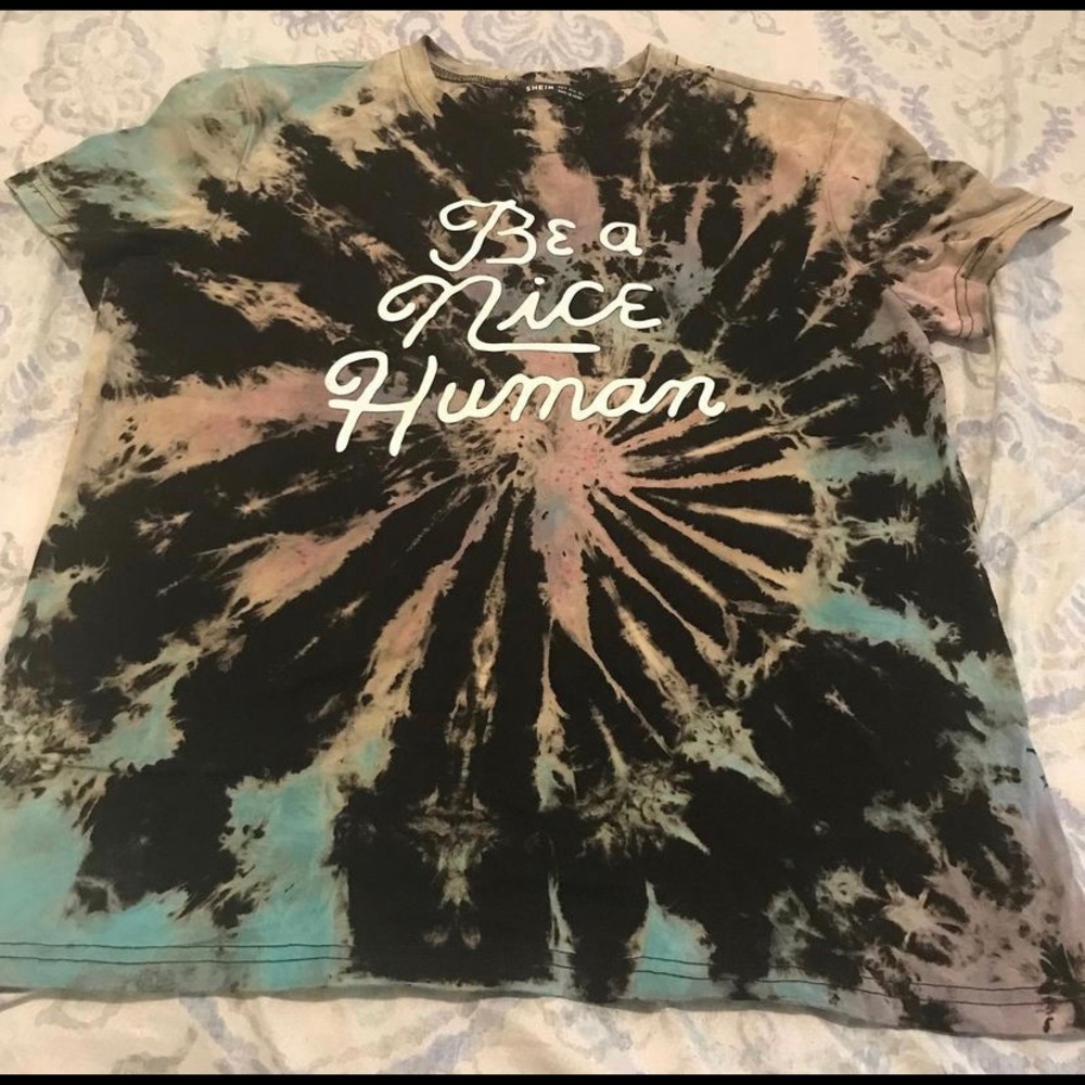 Reverse tie dyed graphic tee